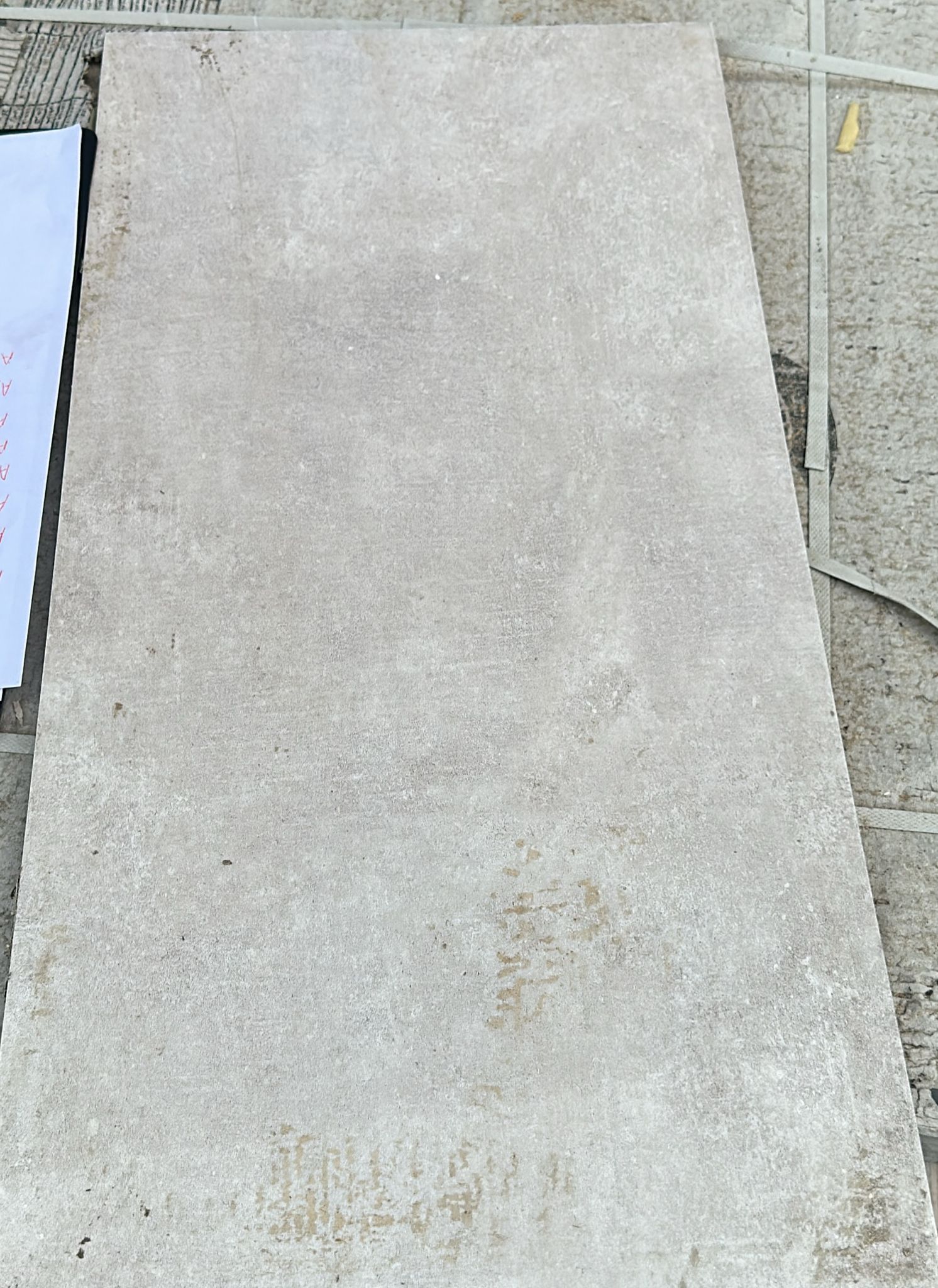 עודפים 15.84 מ"ר,קרמיקה 30X60 מבריק CK072B GLOSSY,מכירה של כל הכמות בלבד, ללא אחריות מלבד שבר, לא ניתן להחזיר את המוצר, במקרה של שבר יינתן זיכוי כספי בשווי הכמות של השבר